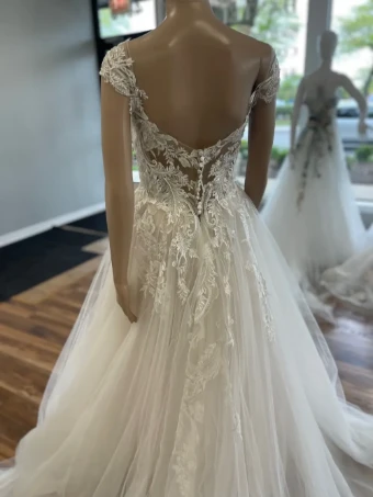 Pronovias Bromo #6 thumbnail