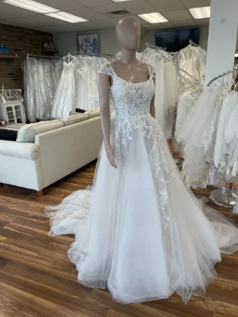Pronovias Bromo #7 thumbnail