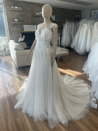 Pronovias Doolin #6 thumbnail