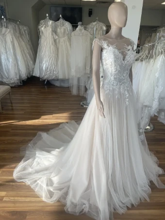 Pronovias Doolin #3 thumbnail