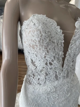 Pronovias Fingal #1 thumbnail