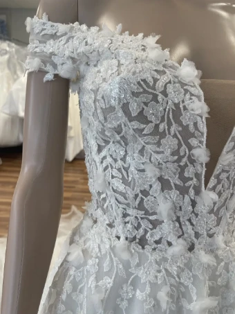 Pronovias Jeita #2 thumbnail