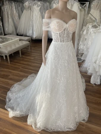 Pronovias Polari #3 thumbnail