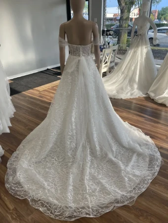 Pronovias Polari #1 thumbnail