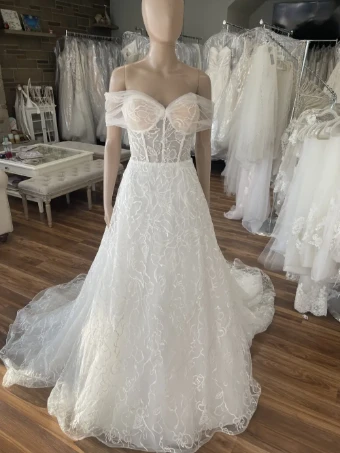 Pronovias Polari #4 thumbnail