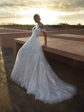 Pronovias ELYSEES #4 thumbnail