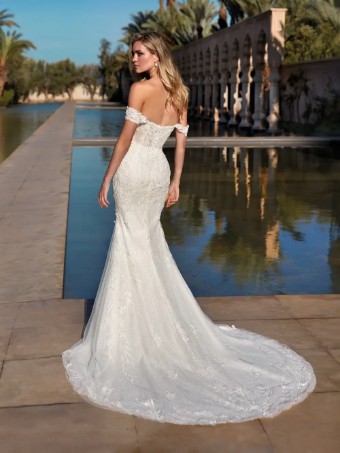 Pronovias KENAI #4 thumbnail