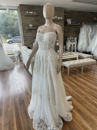 Pronovias Lucrezia #4 thumbnail