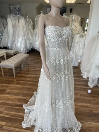 Pronovias Lucrezia #2 thumbnail